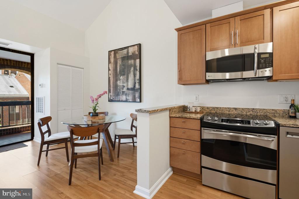 3225 GRACE STREET NW Unit: 226