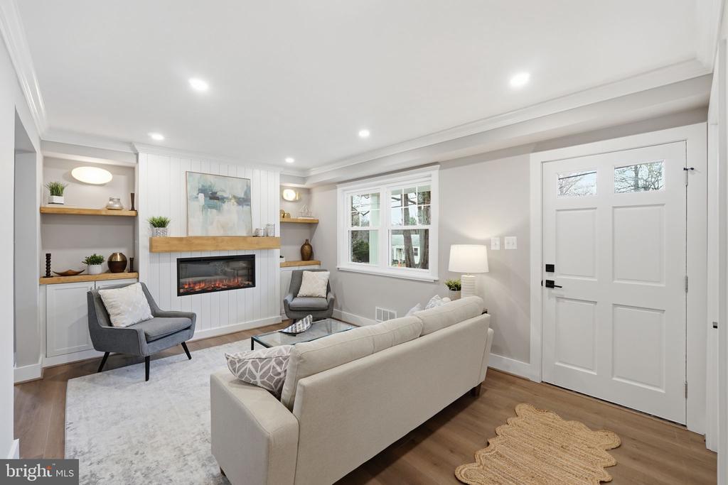 4218 BROOKFIELD DRIVE