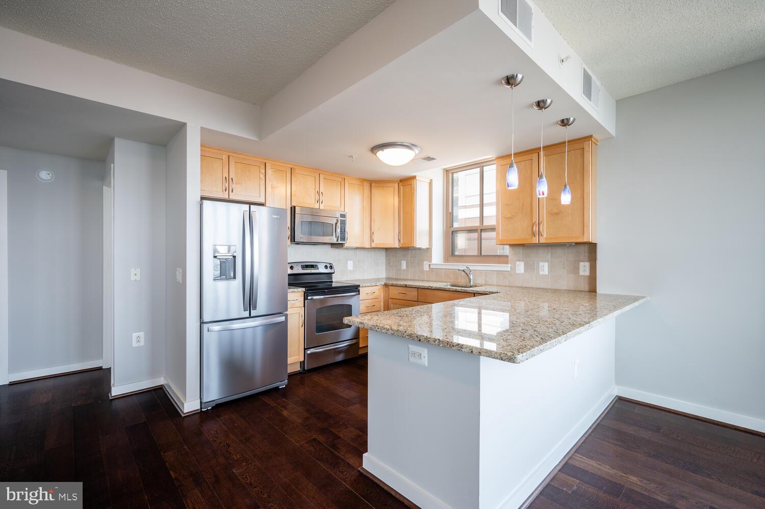 888 N Quincy St #1502