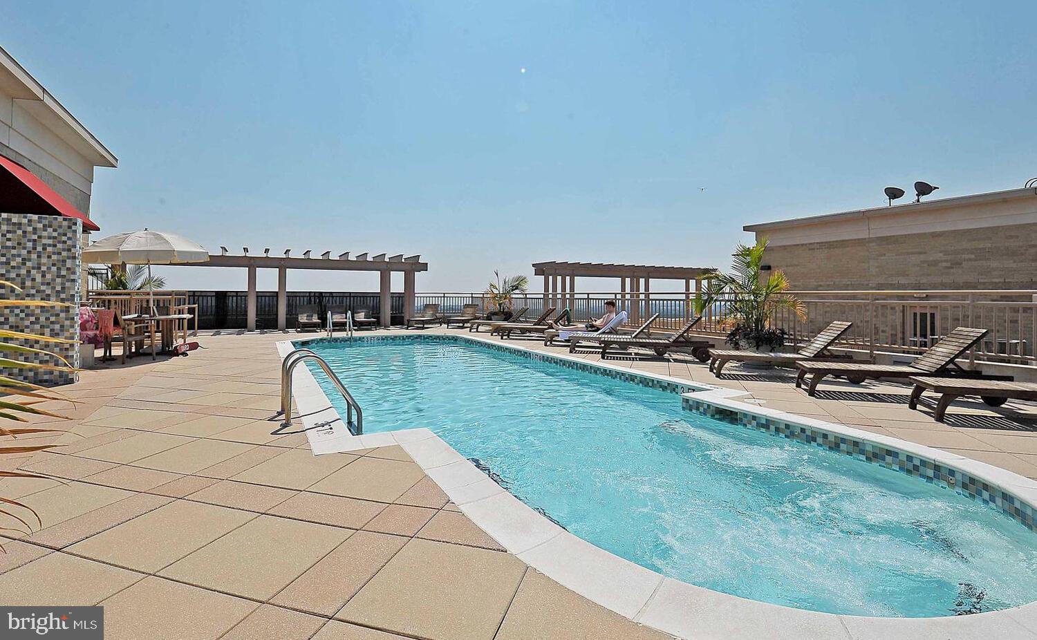 888 N Quincy St #1502