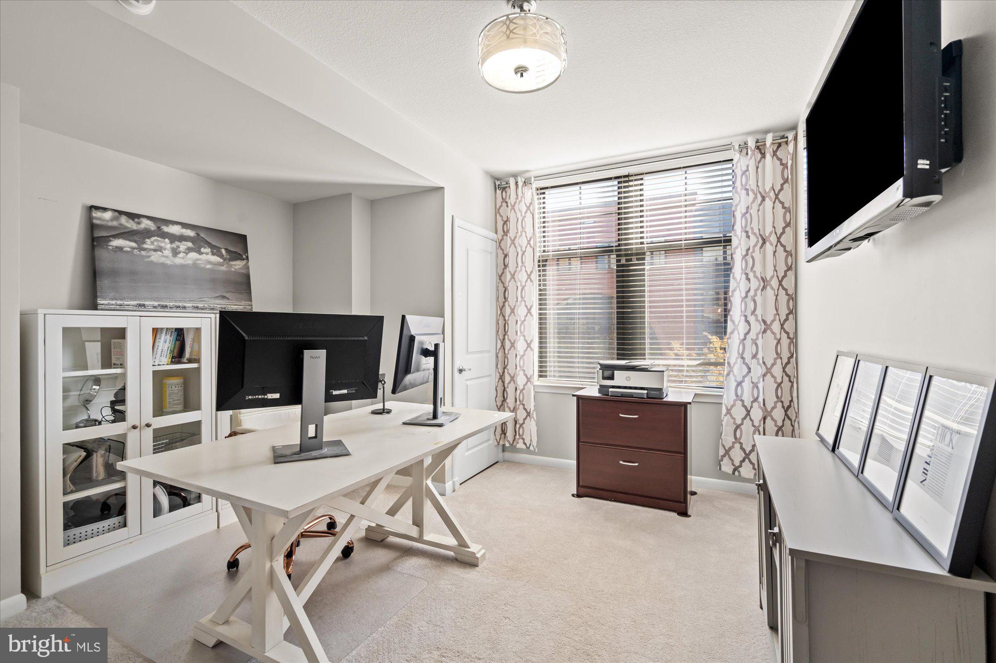 1021 N GARFIELD STREET 409