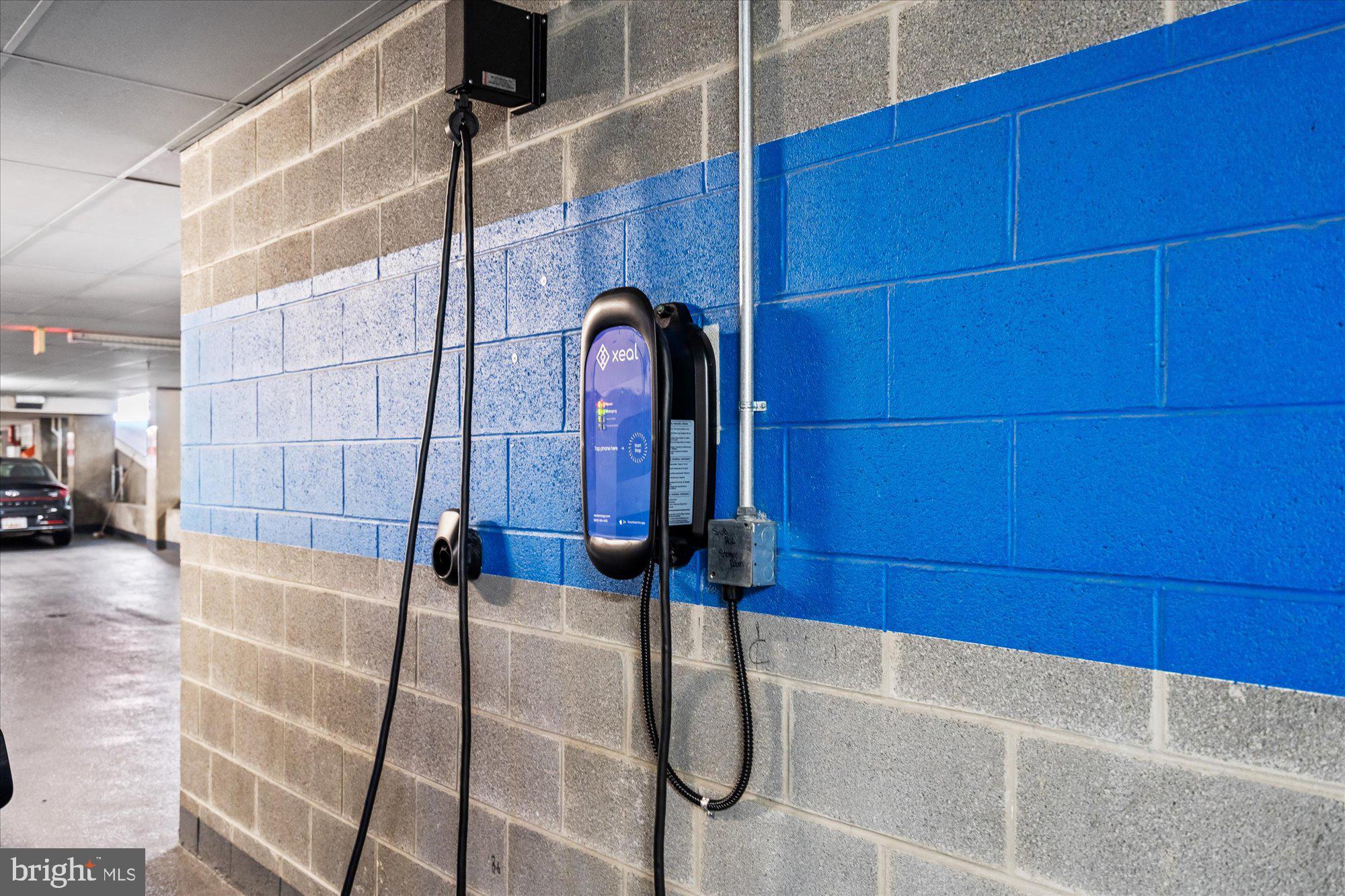 1021 N GARFIELD STREET 409