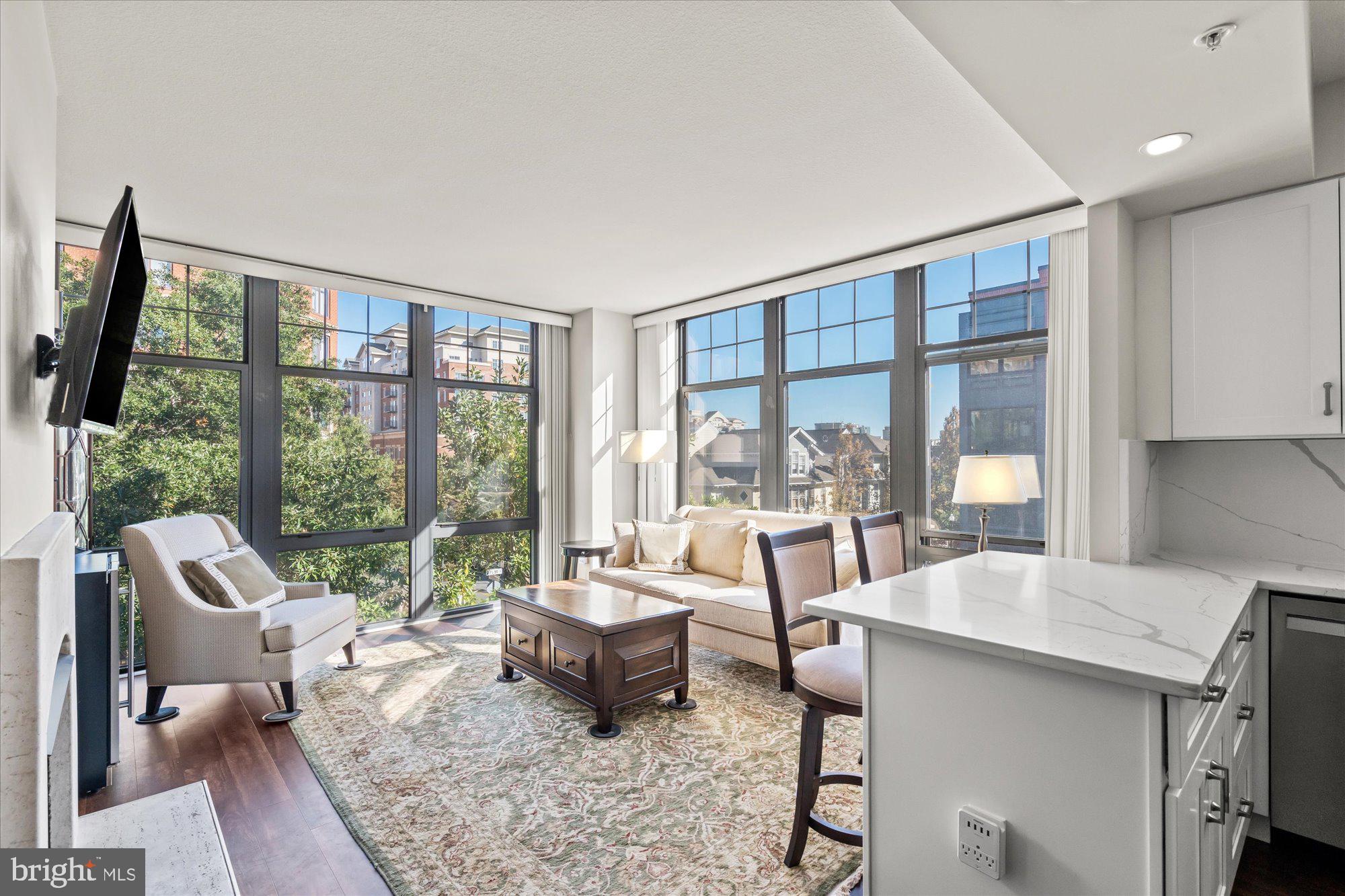 1021 N GARFIELD STREET 409