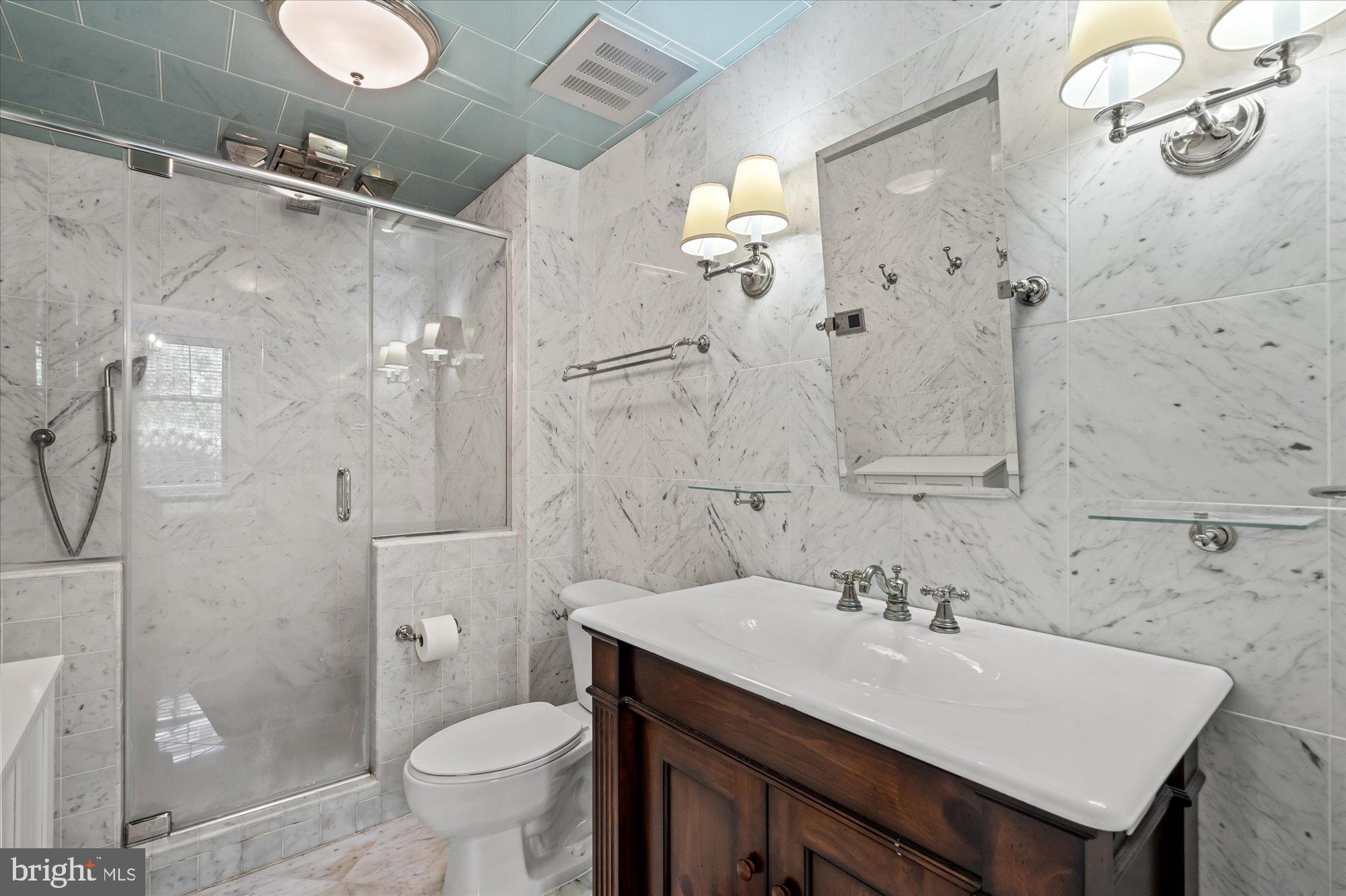 1021 N GARFIELD STREET 409