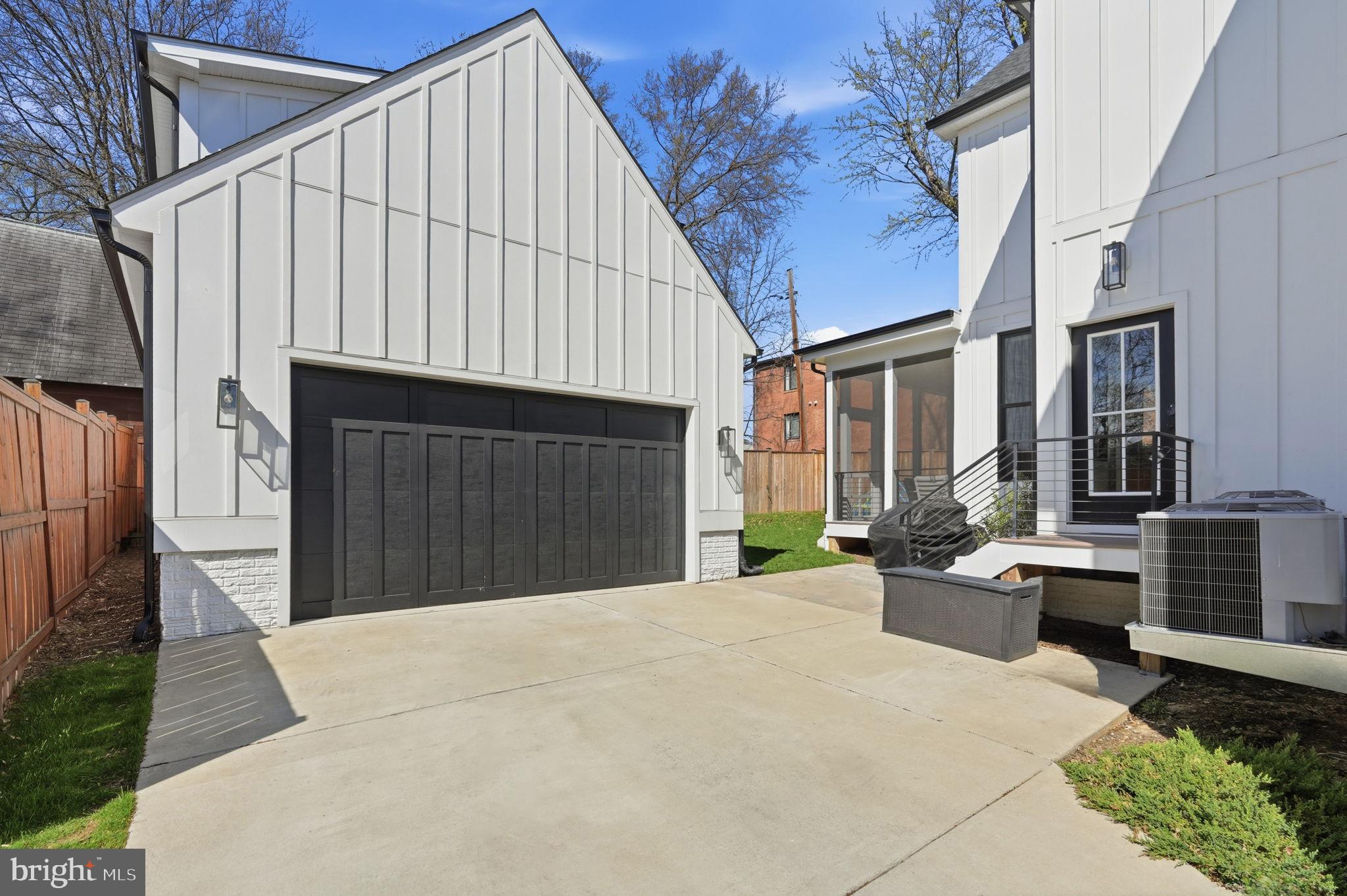 412 N CLEVELAND STREET