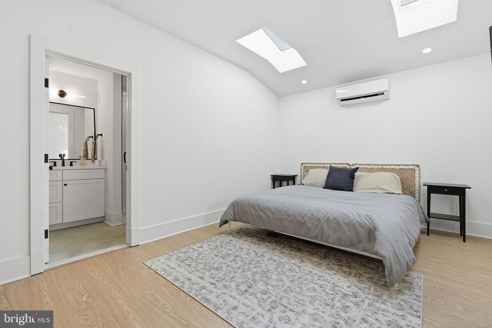 412 N CLEVELAND STREET