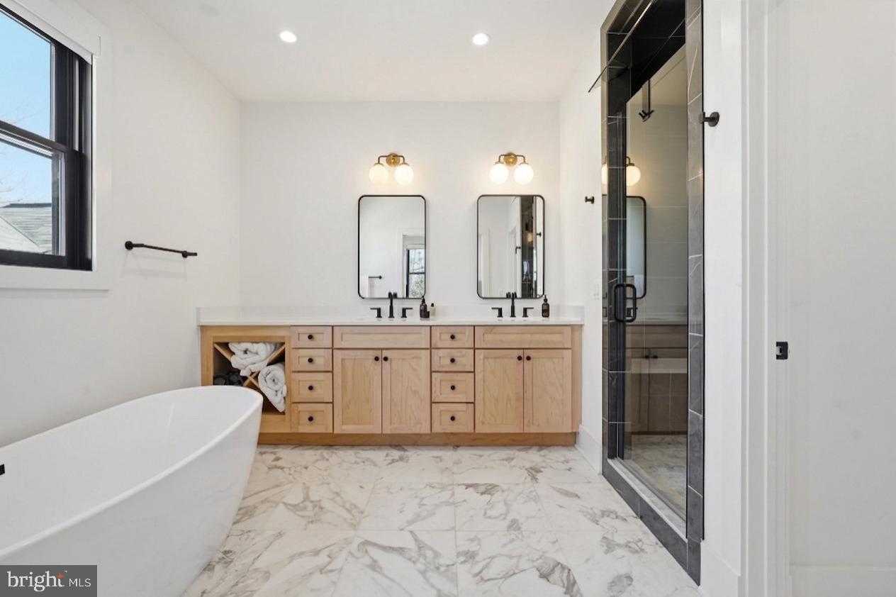 412 N CLEVELAND STREET