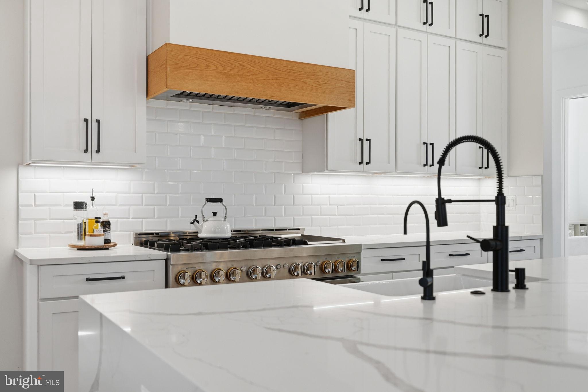 412 N CLEVELAND STREET