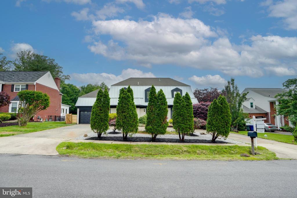 7434 Mason Ln