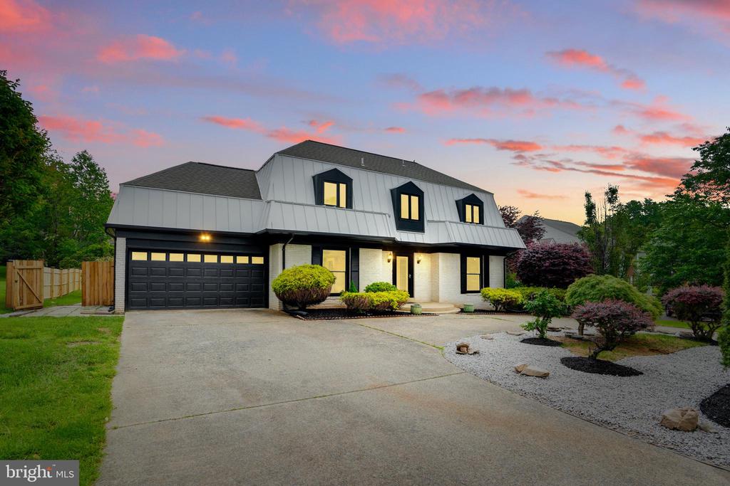 7434 Mason Ln
