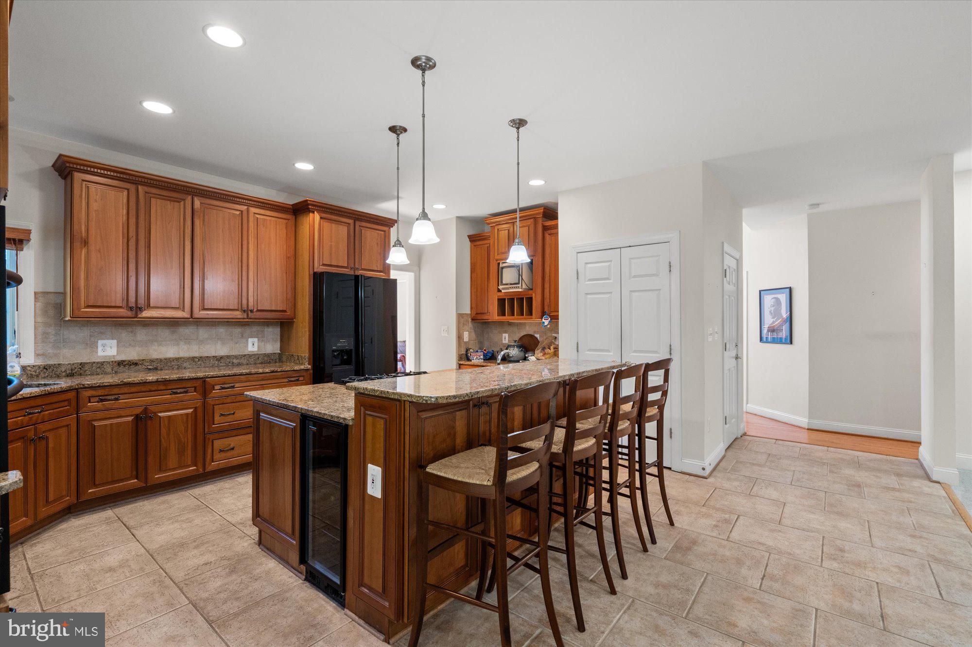 8413 W BOULEVARD DRIVE