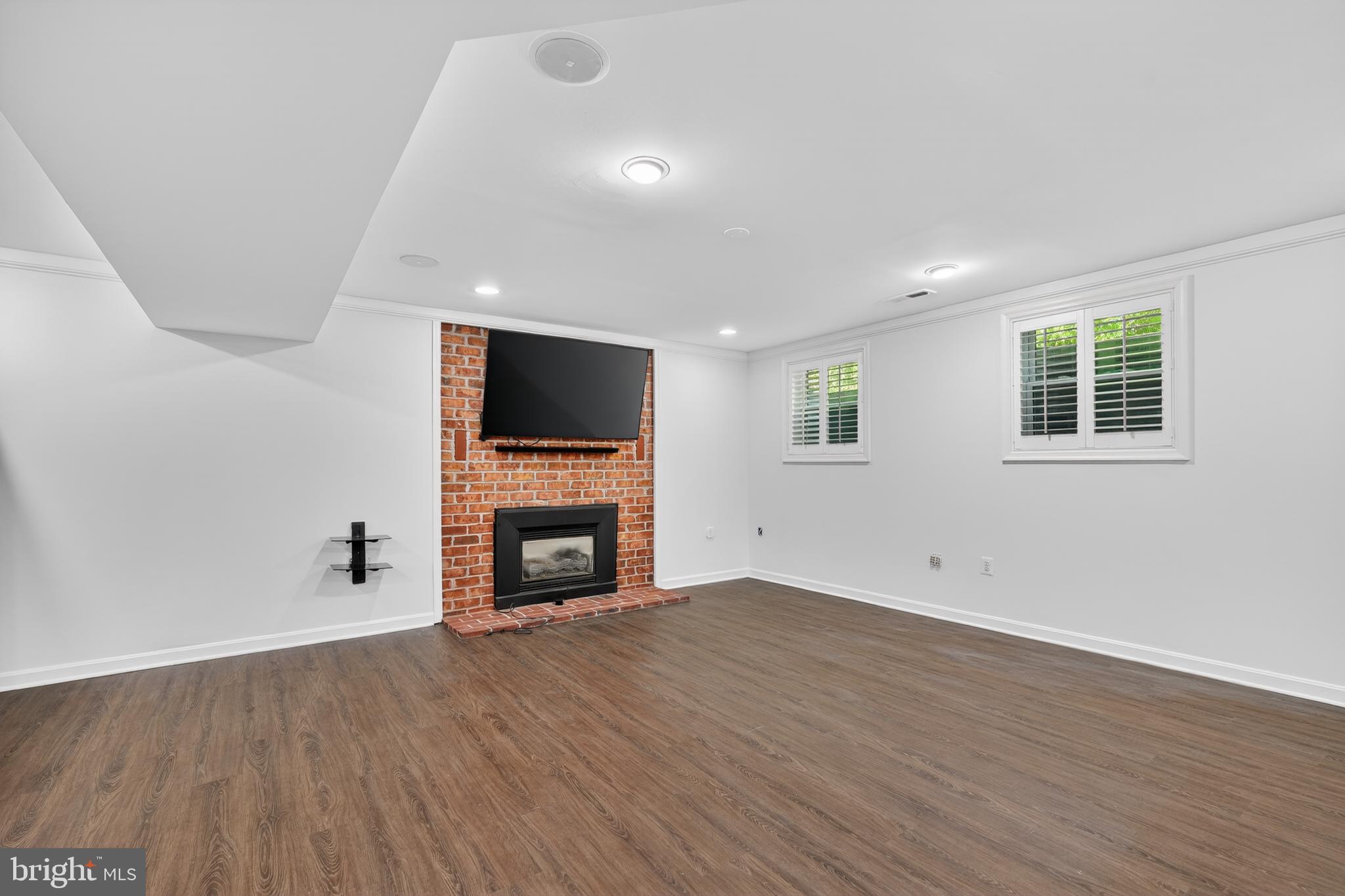 4351 PENWOOD DRIVE