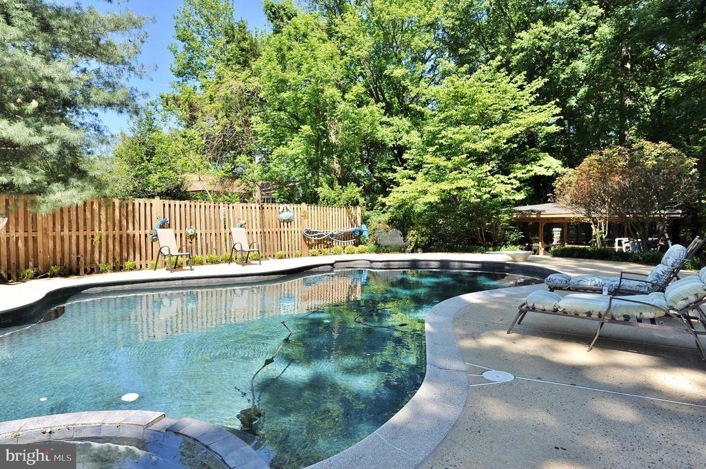 4351 PENWOOD DRIVE
