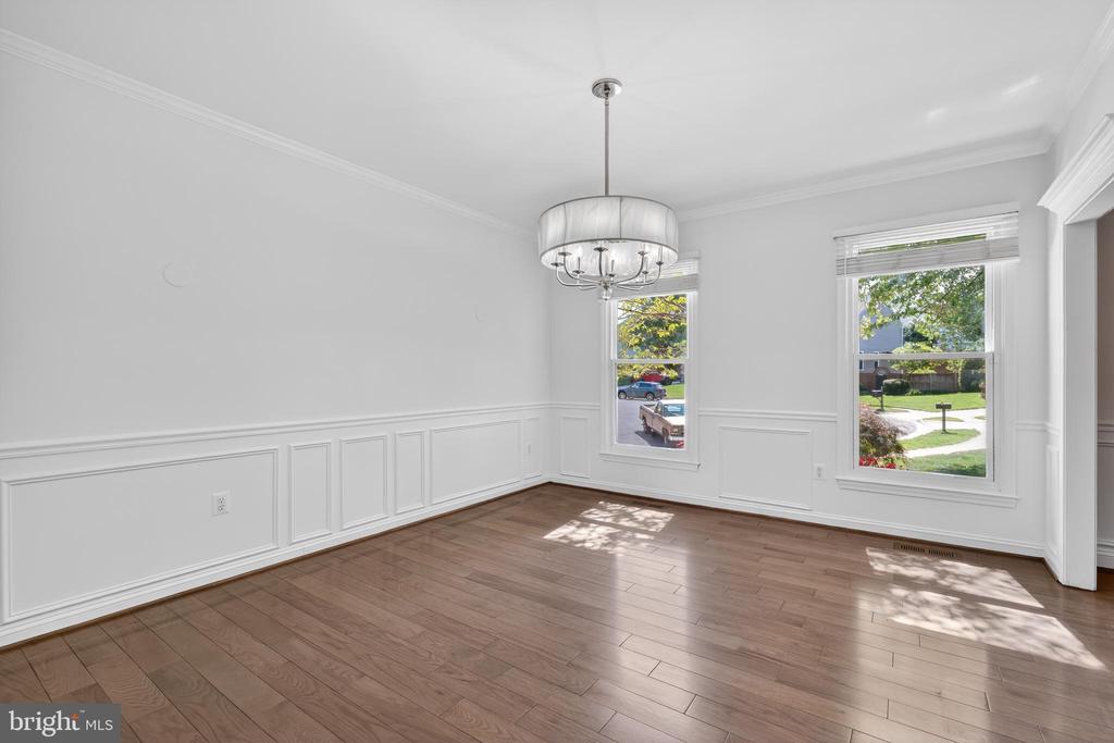 4351 PENWOOD DRIVE