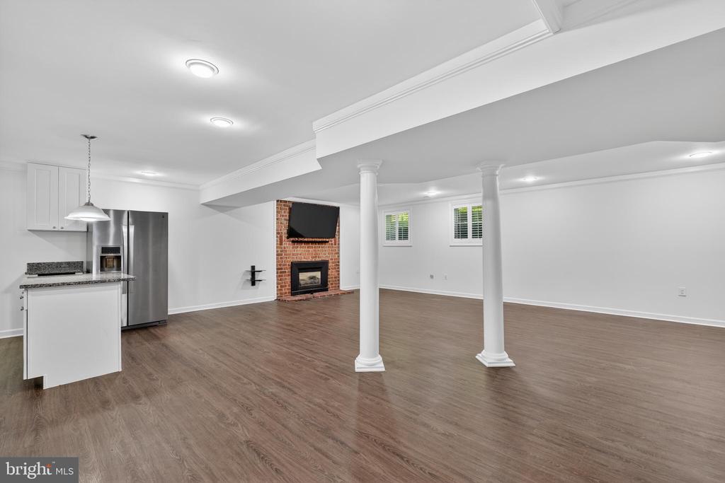 4351 PENWOOD DRIVE