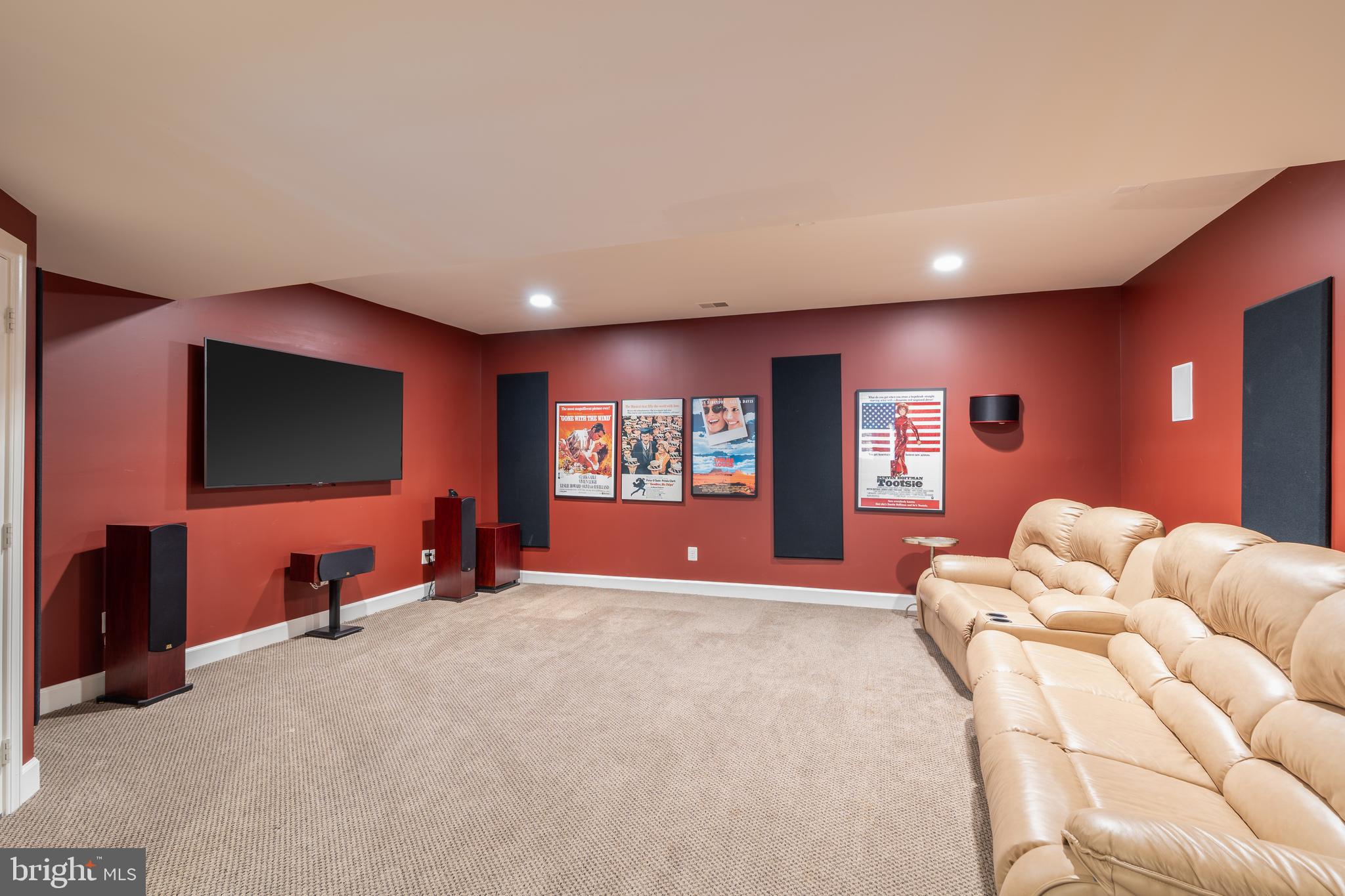 7818 CROWNHURST COURT