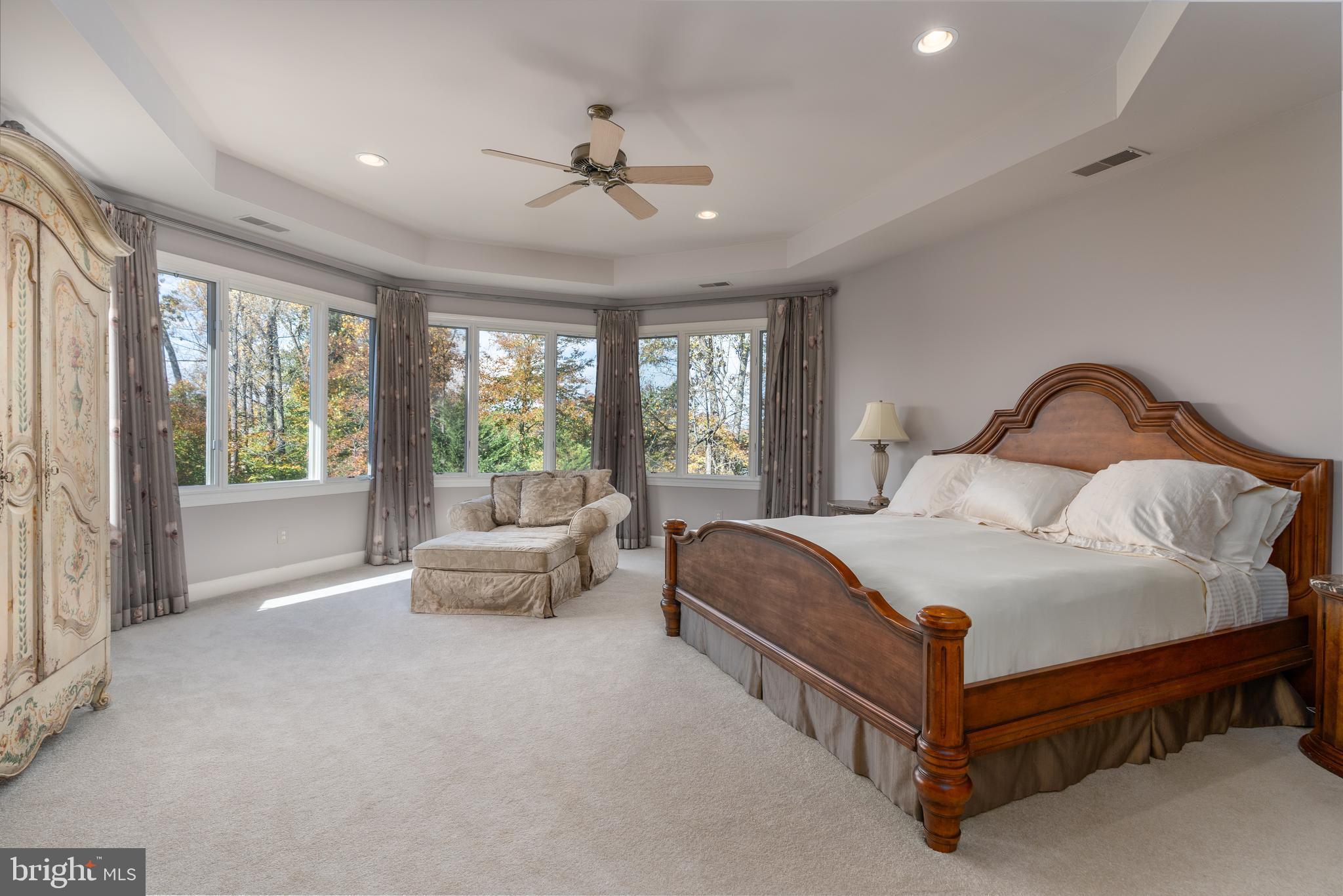 7818 CROWNHURST COURT