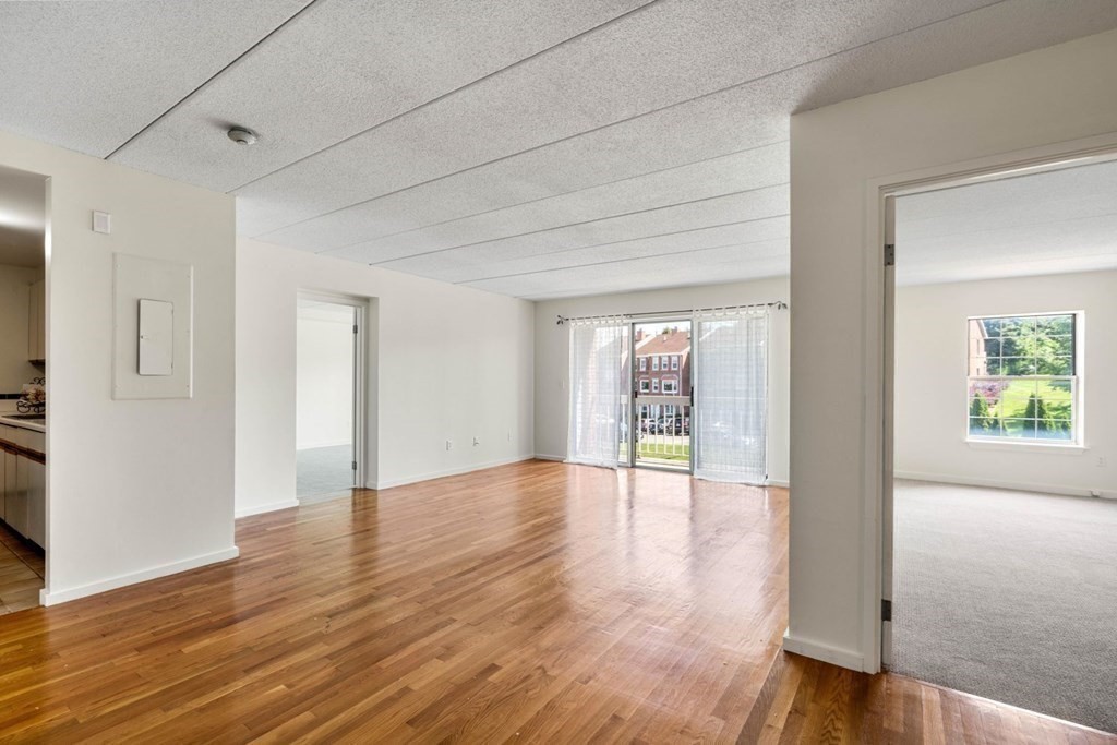 160 Commandants Way # 307 Unit: #307