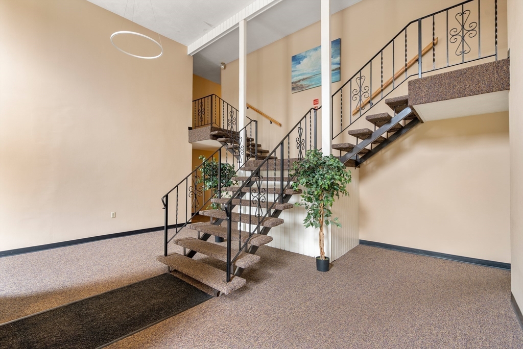 96 Fountain Lane # 14