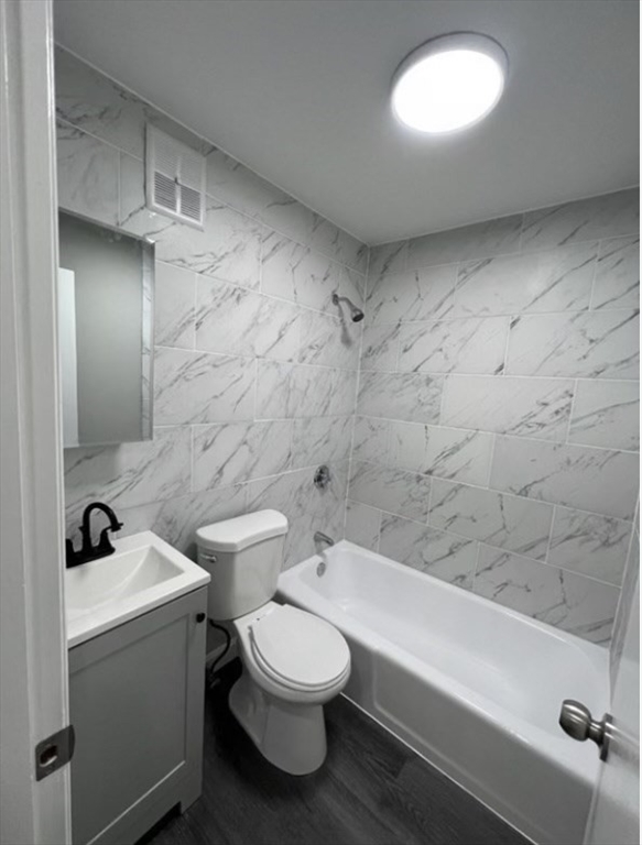 83 Haven Street # 4D