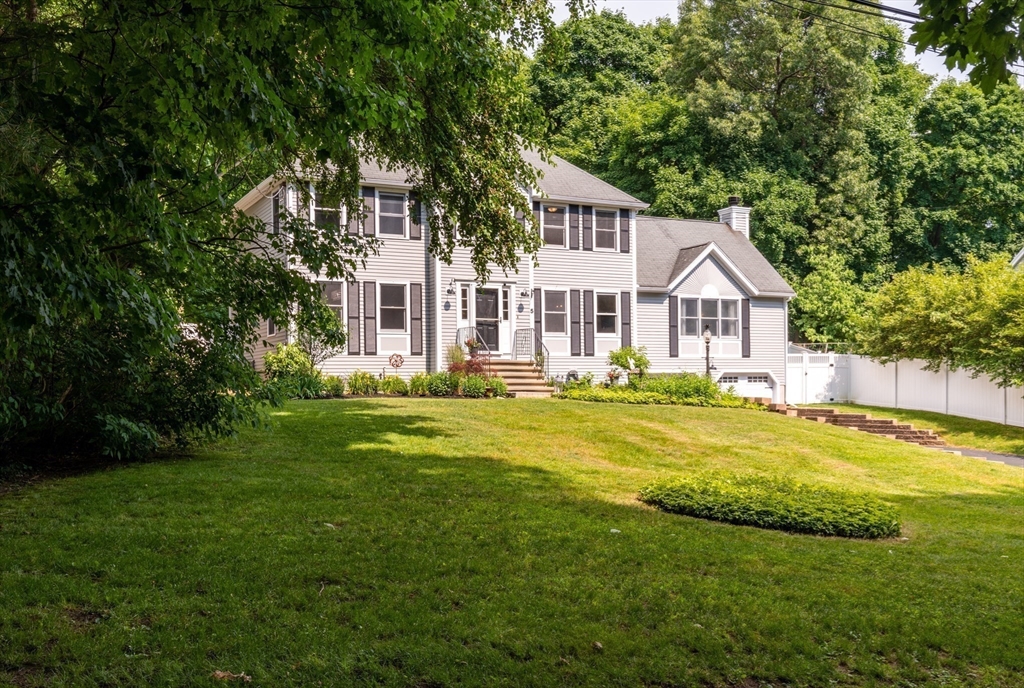 5 Curve Rd
