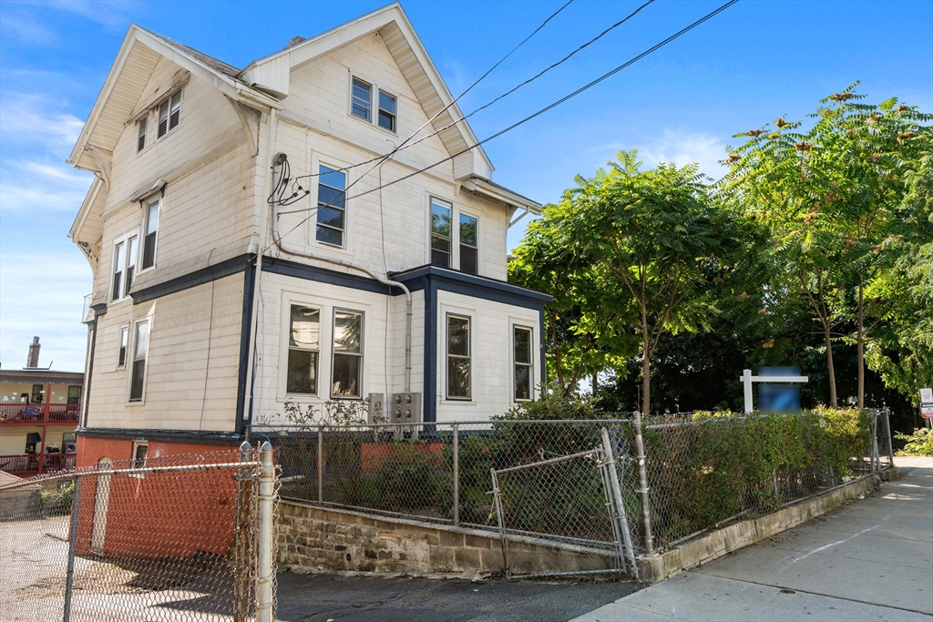 276 Washington Ave