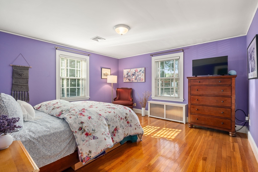 175 Jason St