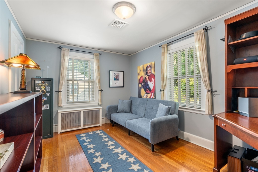 175 Jason St