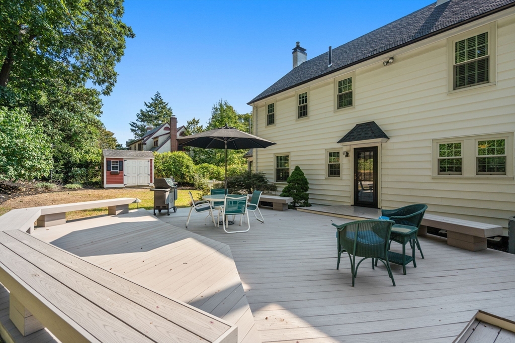 175 Jason St