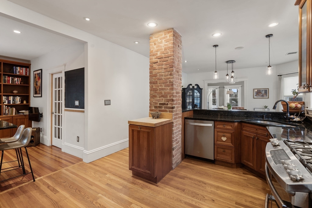 220 Powder House Blvd # 220