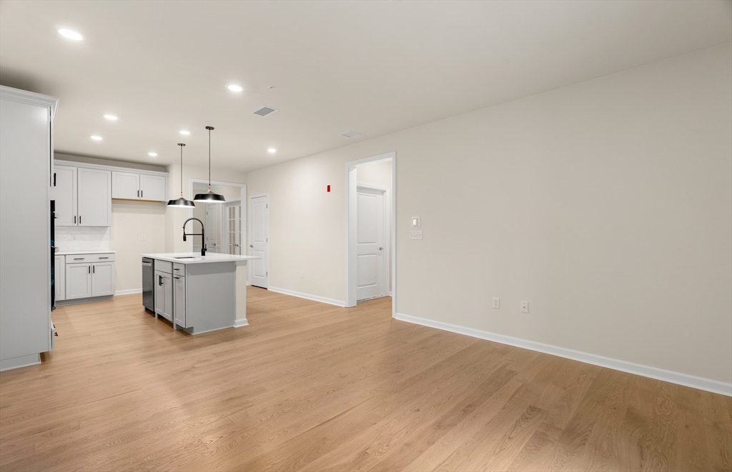 300 Martins Landing Way # 9209