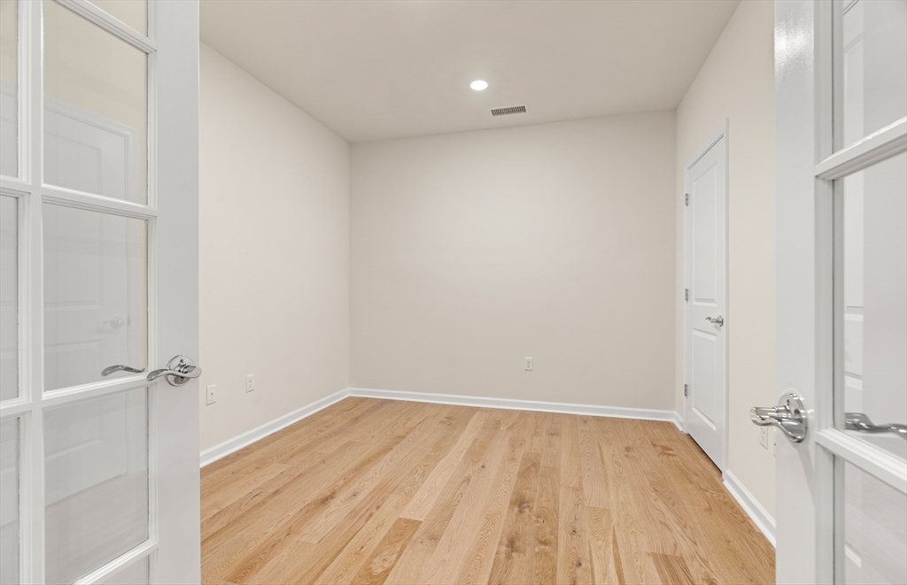 300 Martins Landing Way # 9209