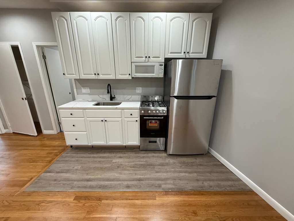 83 Haven Street # 3C