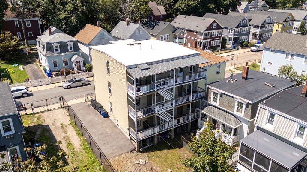 39-41 W Walnut Pk