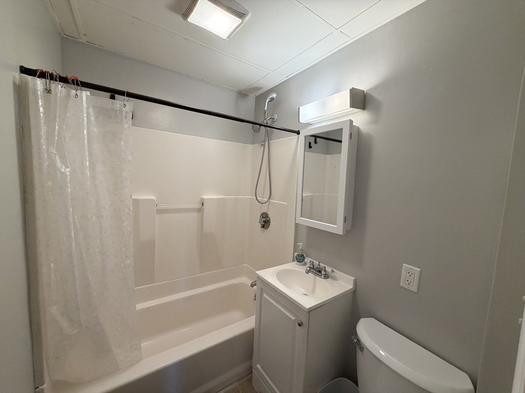 553 Washington Ave # 3, Chelsea Unit: 3