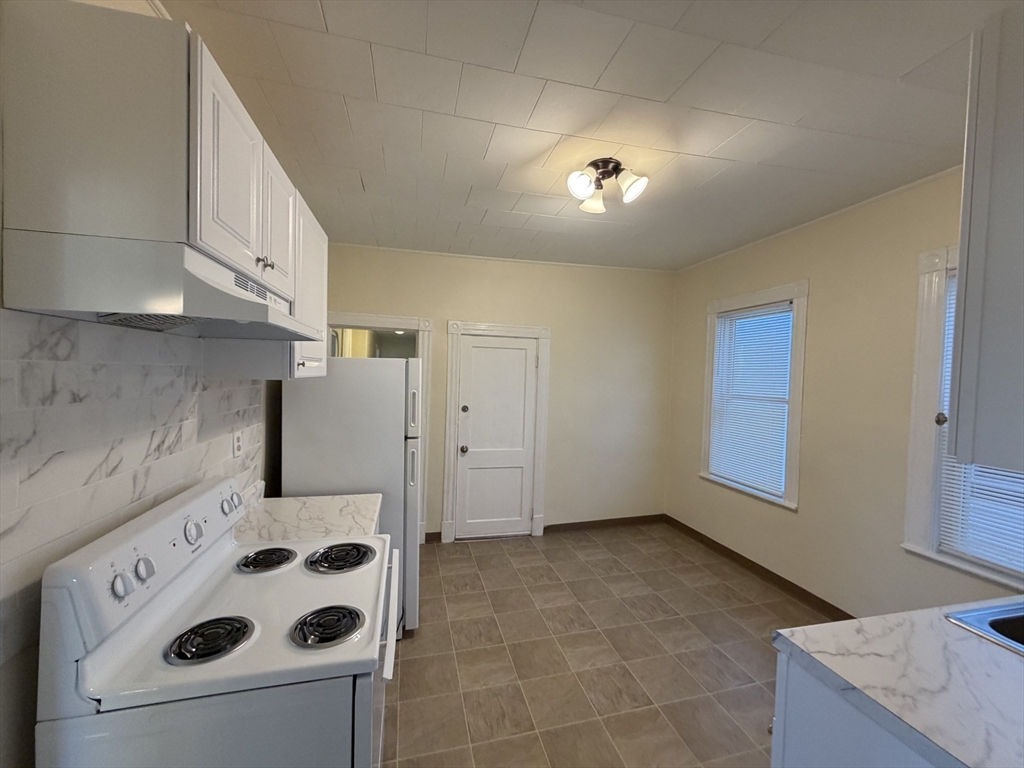 553 Washington Ave # 3, Chelsea Unit: 3