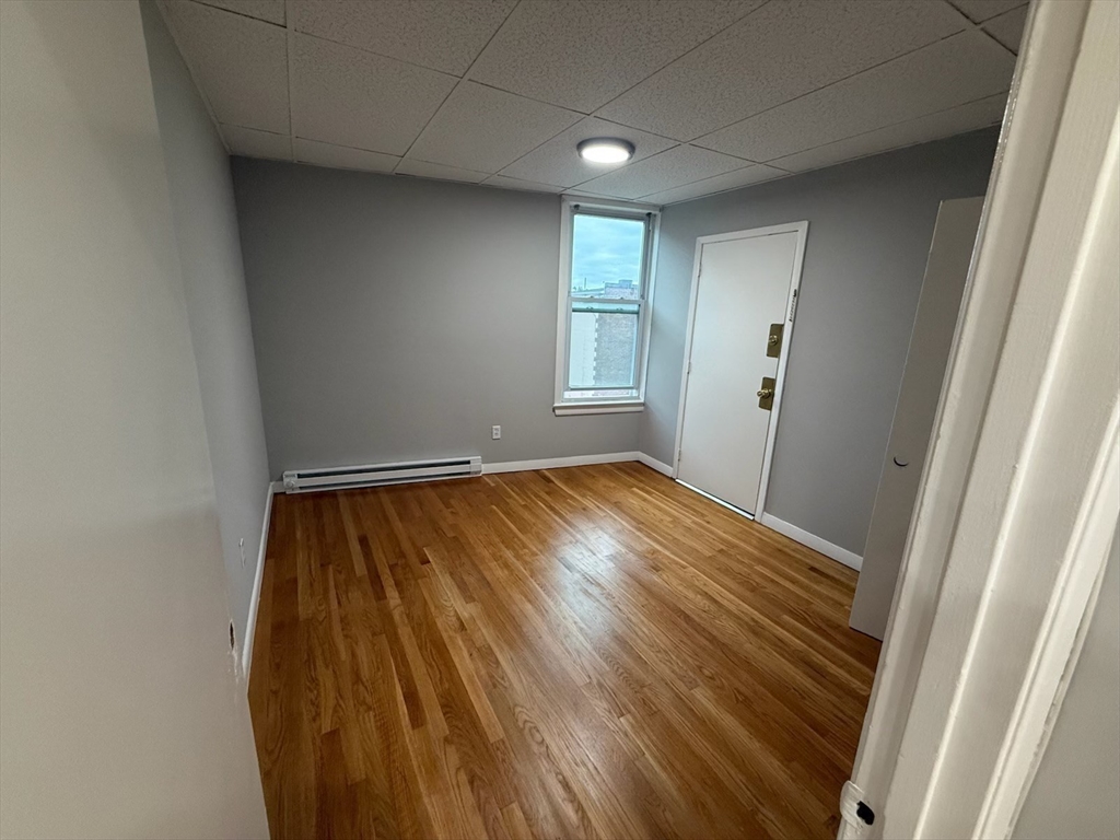 83 Haven Street # 3C