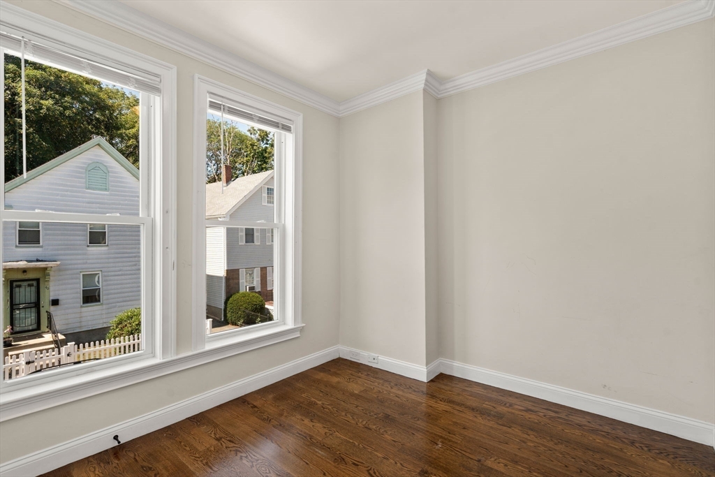 39 W Walnut Street # 1