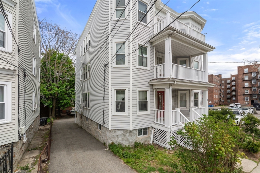 19 Claymoss Rd