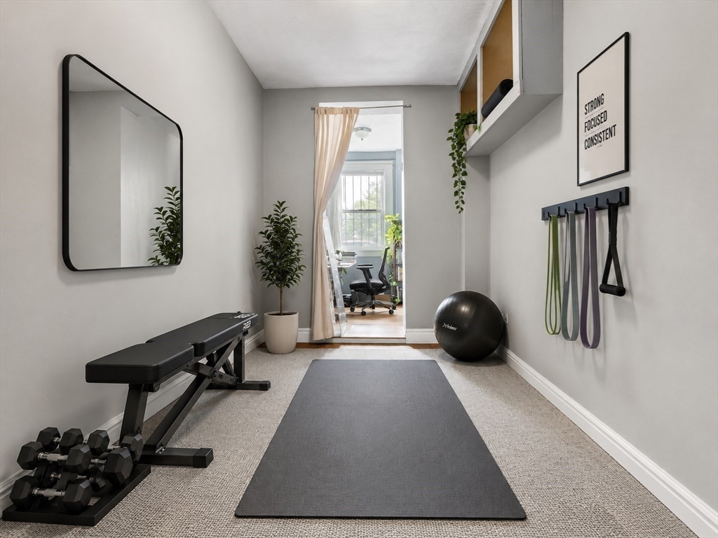 238 S Huntington Ave # 1