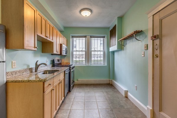 238 S Huntington Ave # 1