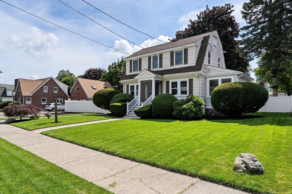 12 Sunset Rd