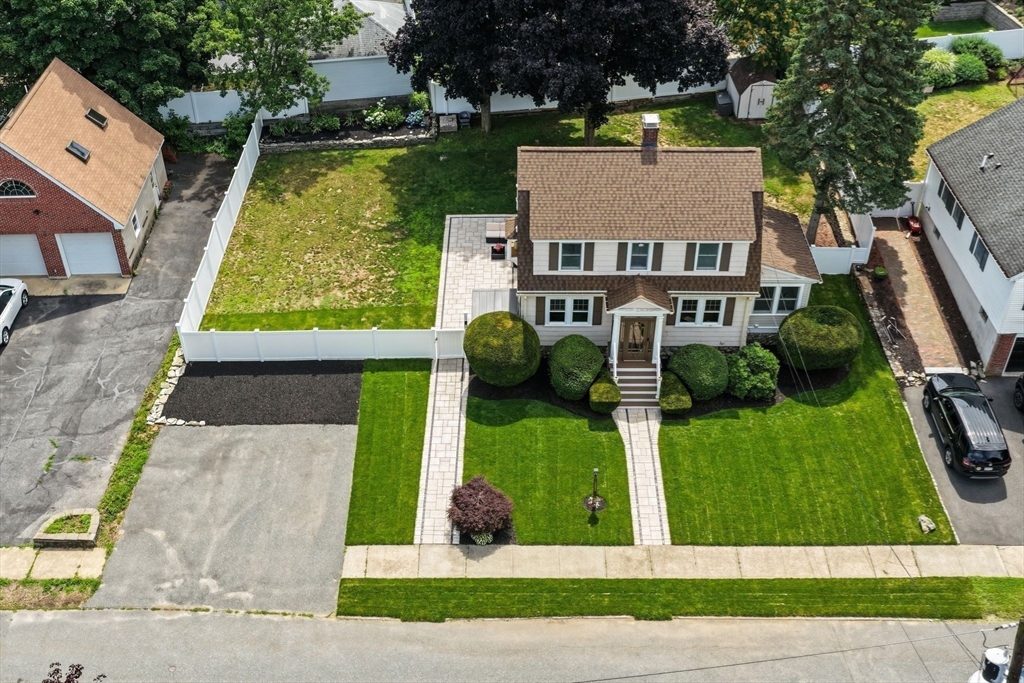 12 Sunset Rd