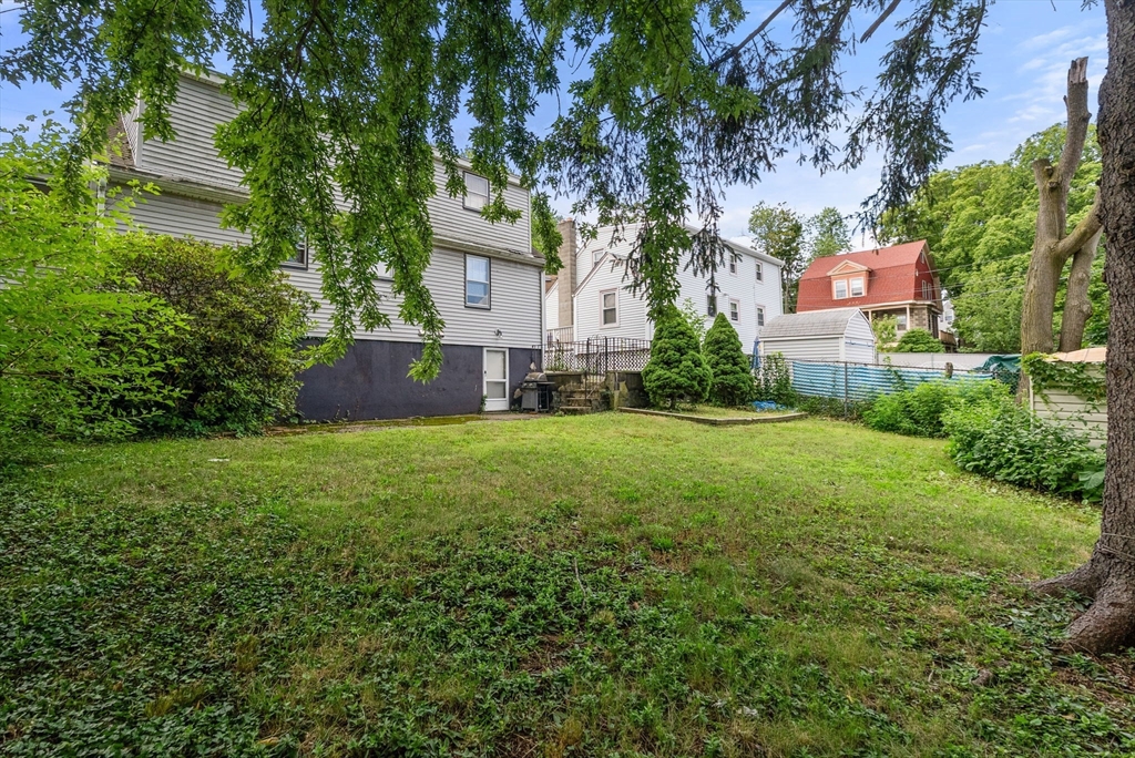 39 Elsie St