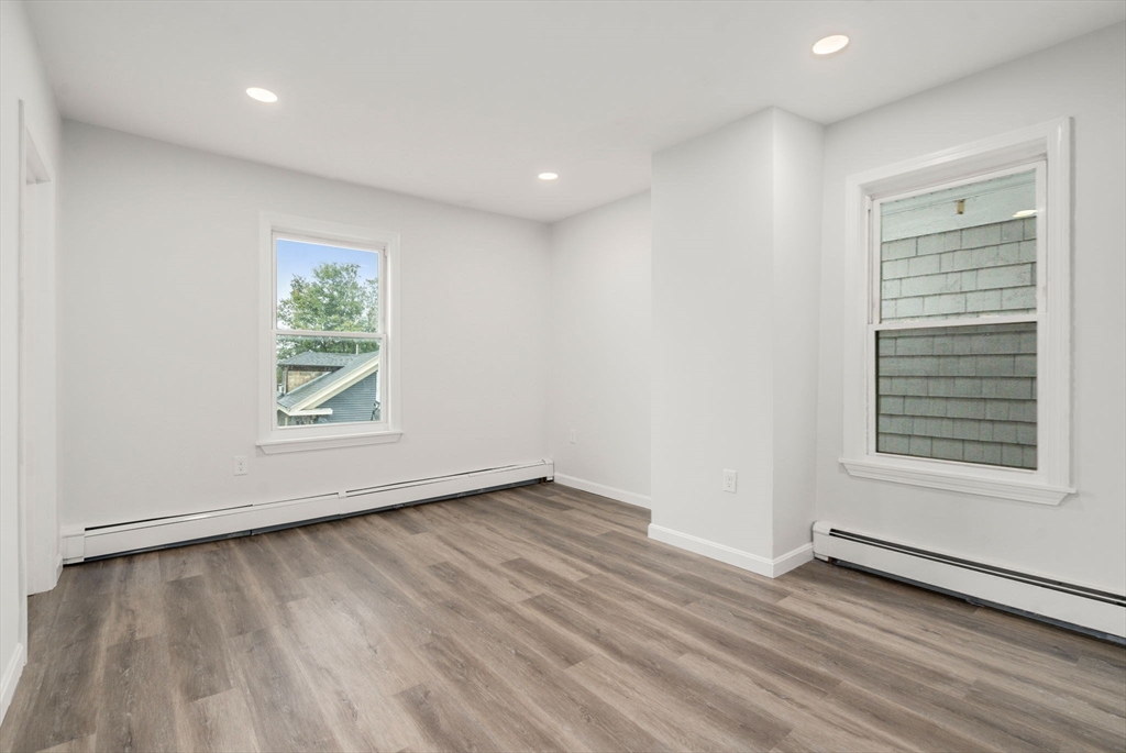 20-22 Rockville Park