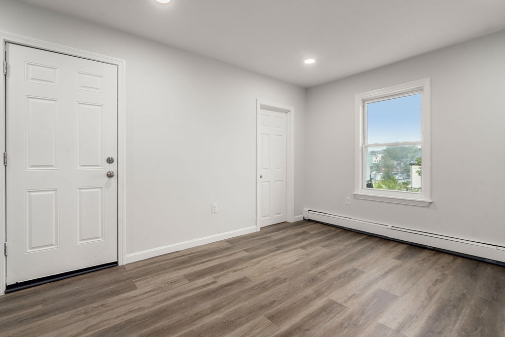 20-22 Rockville Park