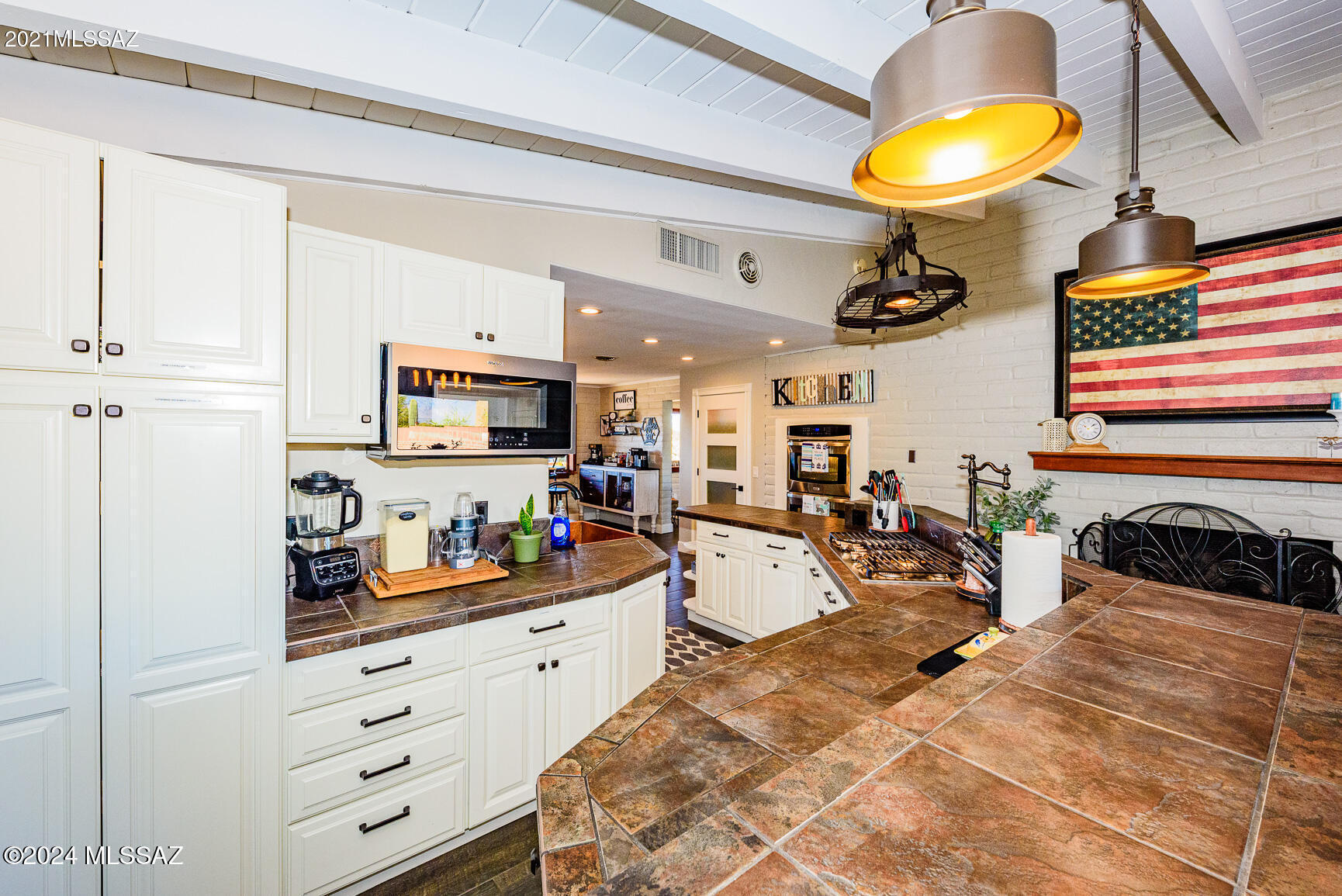 10915 E Pinal Vista