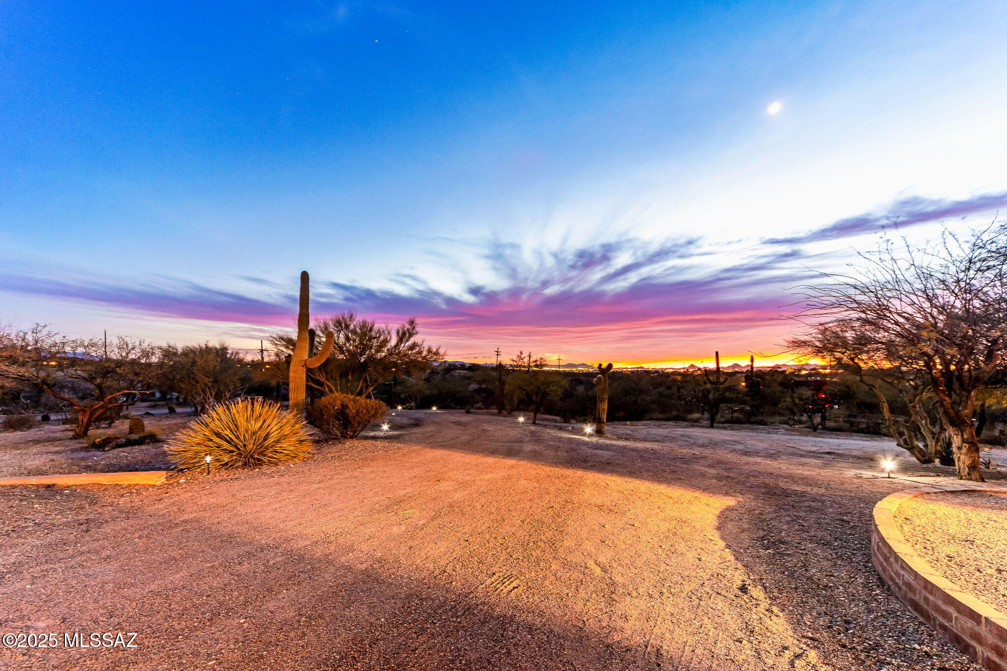 10915 E Pinal Vista