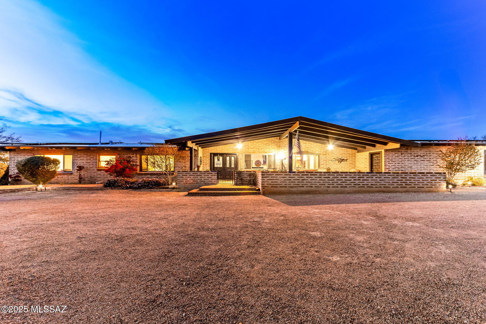 10915 E Pinal Vista