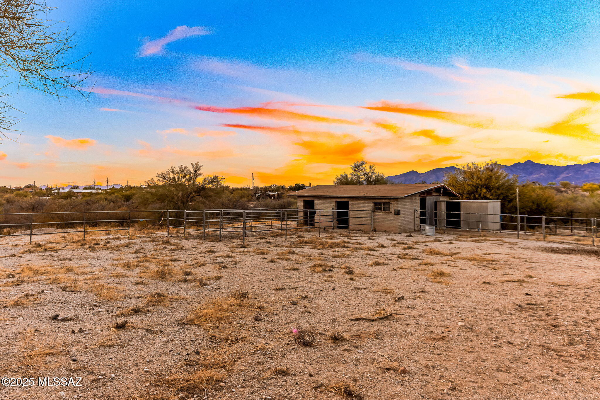 10915 E Pinal Vista